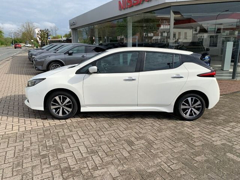 Nissan Leaf Acenta Navi Winterpaket Kamera