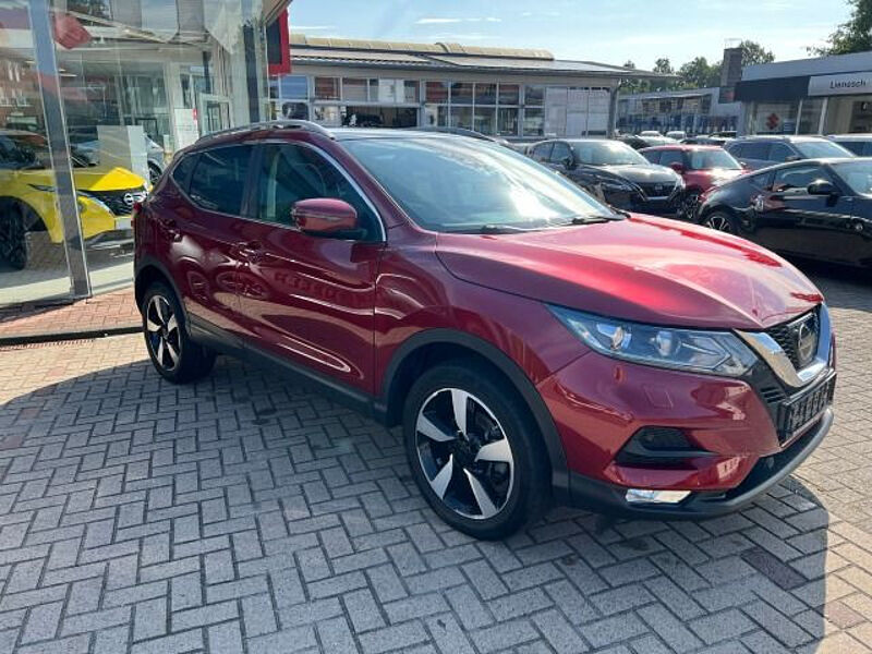 Nissan Qashqai 1.2 i Automatik rot-met. AHK