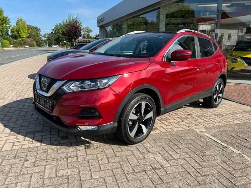 Nissan Qashqai 1.2 i Automatik rot-met. AHK