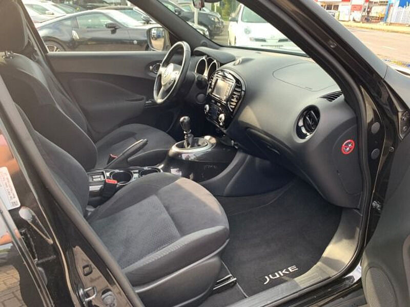 Nissan Juke 1.5 dCi N-Connecta schwarz AHK