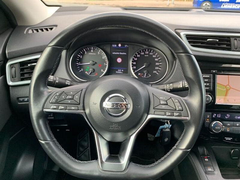 Nissan Qashqai Shiro 1.3 DiG-T Navi Carplay