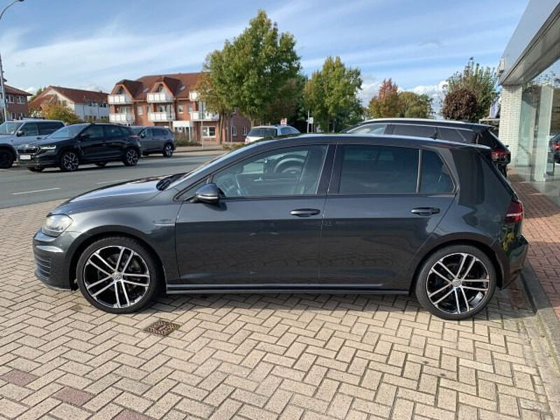 Volkswagen Golf 7 2.0 GTD grau