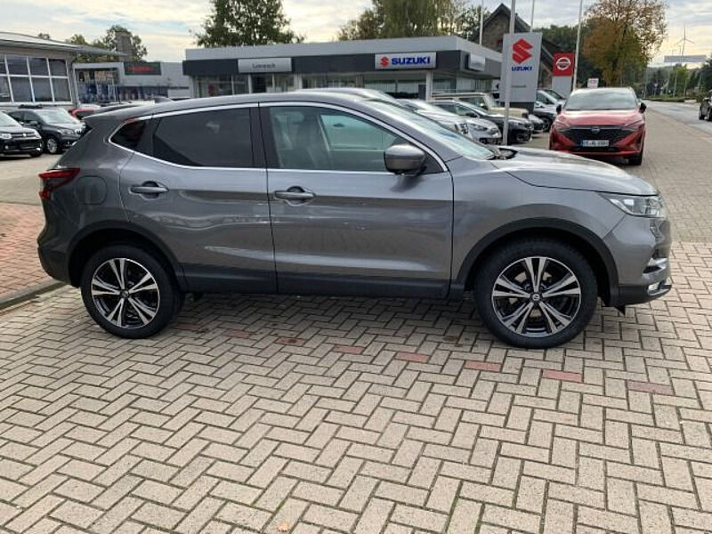 Nissan Qashqai 1.7 dCi N-Connecta AHK Navi