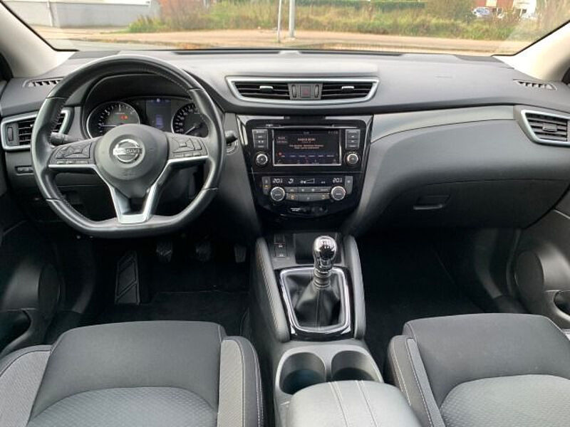 Nissan Qashqai 1.7 dCi N-Connecta AHK Navi