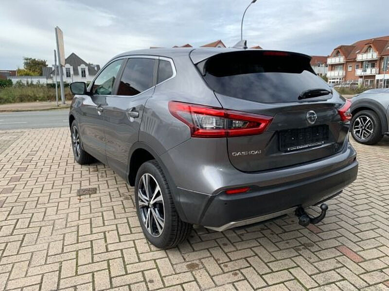 Nissan Qashqai 1.7 dCi N-Connecta AHK Navi