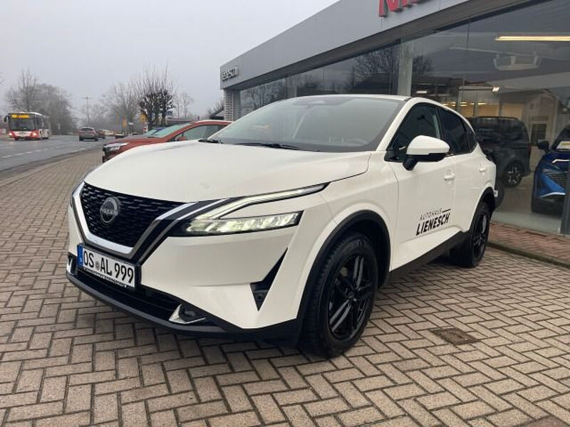 Nissan Qashqai 1.3 DIG-T N-Connecta AHK/HUD/LED/Kamera