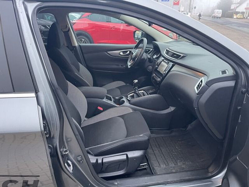 Nissan Qashqai 1.6 dCi N-Connecta Navi/ 360° Kamera