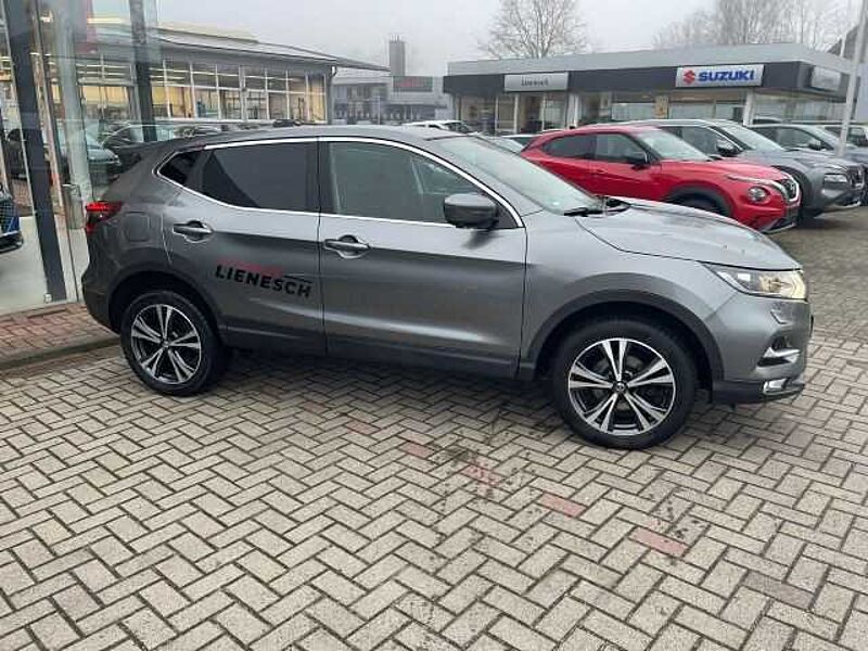 Nissan Qashqai 1.6 dCi N-Connecta Navi/ 360° Kamera